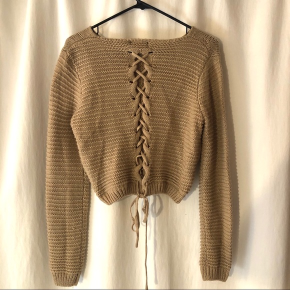 Cable knit crop sweater with a lace up back - Picture 2 of 2